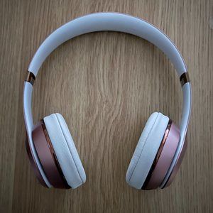 Beats Solo³ Bluetooth Wireless On-Ear Headphones - Rose Gold